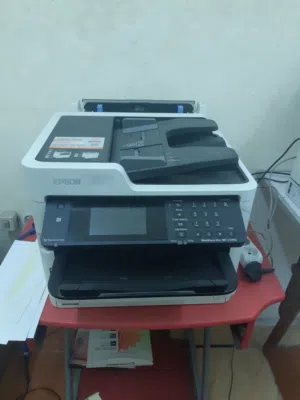 مكنه طباعه ايبسون 5790 للبيع محتاجه هيد