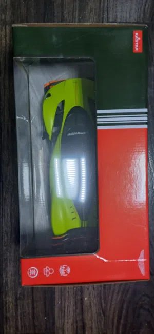 RC Aston Martin valkyrie AMR Pro