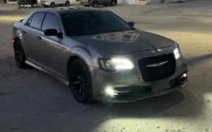 كرايسلر 300S V8 2015 مستعملة بحالة جيدة بانوراما