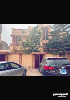 500 m2 More than 6 bedrooms Townhouse for Sale in Tripoli Souq Al-Juma'a