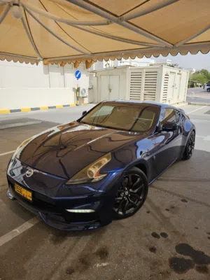 نيسان 370z موديل 2019