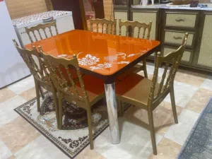 ميز طعام للبيع