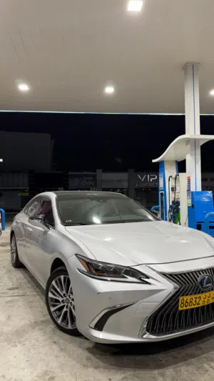 Used Lexus ES in Al Batinah