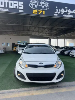 Kia pride 2012 hatchback south korea standard 5 seat