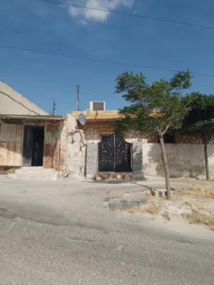 120 m2 3 Bedrooms Townhouse for Sale in Zarqa Al Hashemieh