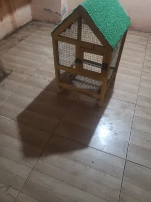 قفص للبيع بسعر مناسب