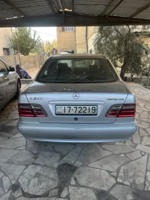 مرسيدس قرش ونص 2001 للبيع او البدل على كامري 2014 وفوق او فورد سكيب 2009 الى 2012