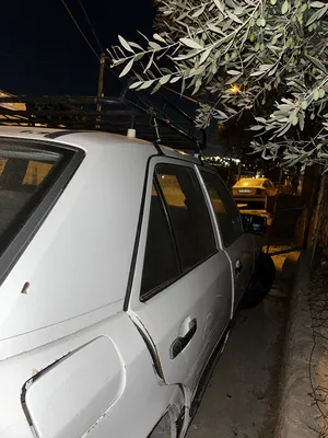 used-mercedes-benz-e-class-in-hebron