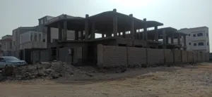 More than 6 bedrooms . More than 6 bathrooms . 255 m22