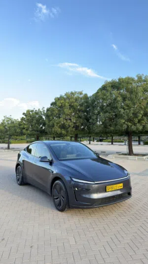 Tesla Model Y 2026 Long Range  شبه جديدة  أقل من سعر السوق