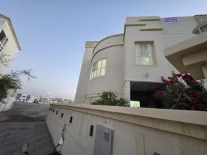 355 m2 More than 6 bedrooms Villa for Rent in Muscat sultan haitham city
