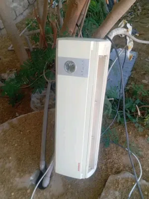 Home Master 0 - 1 Ton AC in Tripoli