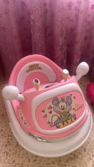 سيارة اطفال للبيع