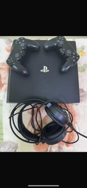 PlayStation 4 PlayStation for sale in Al Batinah