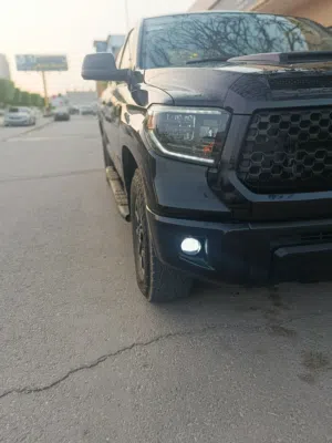 TOYOTA TUNDRA  2020