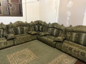 جلسة بلون الأخضر