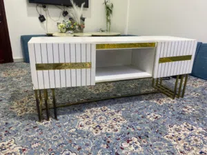 طاوله للبيع بيعه سريعه