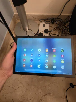 samsung A8 10.5"