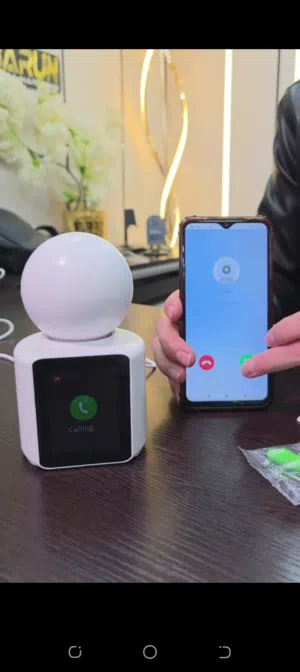 كاميرا مراقبة ذكية مع شاشة – أمانك بعينك وين ما تكون دوران 360 درجة (تغطية كاملة)  كشف حركة + تنبيه