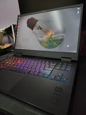 HP . Windows . 15.6"3