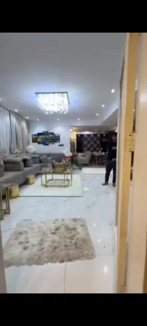 300 m2 More than 6 bedrooms Villa for Rent in Sana'a Haddah