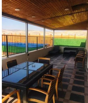 ٣ غرف نوم . حمّامين . 200 م٢1