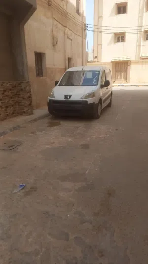 بيجو محرك 16HD نافطه مكيف كيف وصله استراد حديث موديل 2008 واتساب