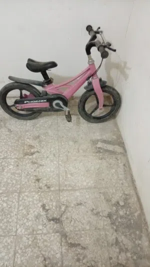 بسكلت اطفال بحالي جديد استعمل خفيف جدن لالبع