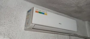 للبيع مكيف ماركة EXEED صيني 1طن انفيرتر A++ استعمال بسيط جدا بحاله فوق الممتازه حامي بارد بعده راكب