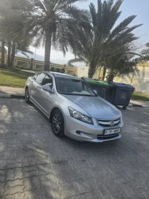 هوندا أكورد للبيع ،
