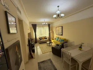 غرفة وصالة مفروشة