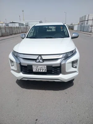 وانيت ميتسوبيشي L200