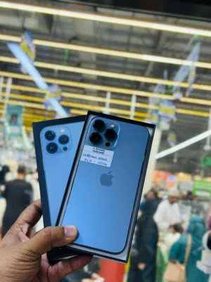 iPhone 13 Pro max -256 GB - Nice phone available with box