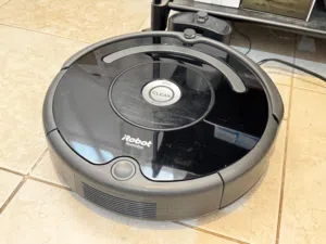 iRobot Roomba 675 Robot Vacuum