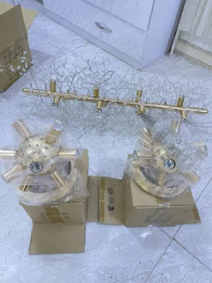 ثريات ديكور ثلاثيه