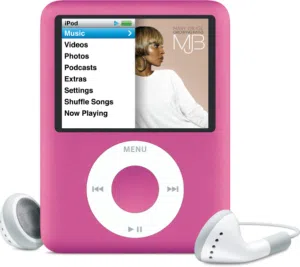 iPod Nano 3rd Generation)، وهو إصدار كلاسيكي أصدرته شركة