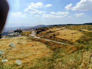 Residential Land for Sale in Amman Naour