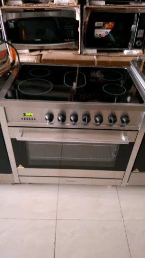 غاز كهربائي كامل نوع تكنولام ايطالي مع شاشه خمسه عيون بحاله ممتازه والسعر شامل التوصيل داخل عمان