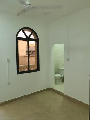 120 m2 5 Bedrooms Townhouse for Rent in Muharraq Muharraq City