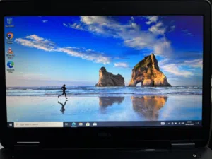 Dell Latitude E5440 Core i5 16GB 128GB SSD windos 10 dvd drive wifi bluetooth everything is OK