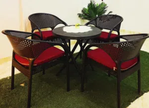 طقم تركي 4 كراسي وترابيزة مدورة