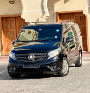 مرسيدس فيتو  موديل 2020 خليجي محرك بترول جير أوتوماتيك باب سحاب كهربا