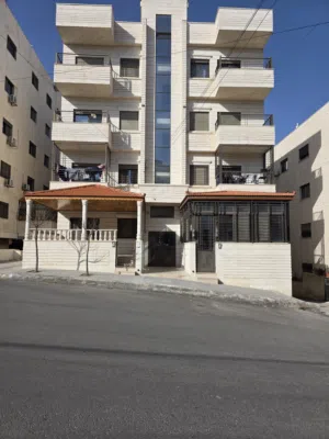 142 m2 4 Bedrooms Apartments for Sale in Amman Daheit Al Ameer Hasan