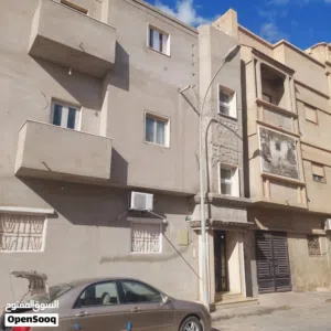200 m2 3 Bedrooms Townhouse for Sale in Benghazi AL Khalij Al Arabi St