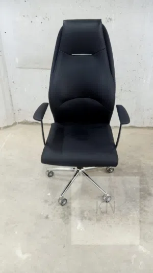 كرسي مودرن جلد مستوره من شركه KN office furniture اثاث مكتبي