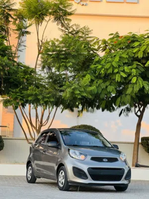 Used Kia Picanto in Al Maya