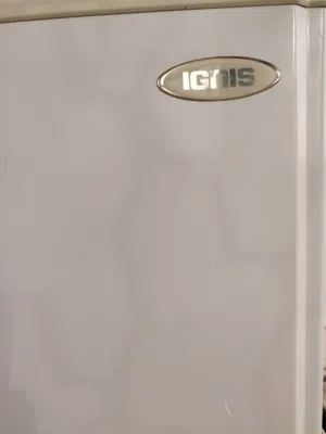 ثلاجة بحالة جيده غسالة بحاجة برمجة