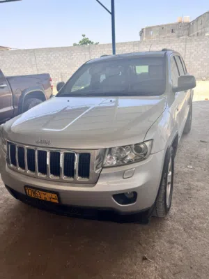 Used Jeep Grand Cherokee in Dhofar