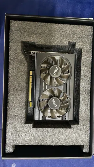 كرت شاشة ( RTX 3050 8g ) بحاله الوكالة استخدام 7 شهور فقط