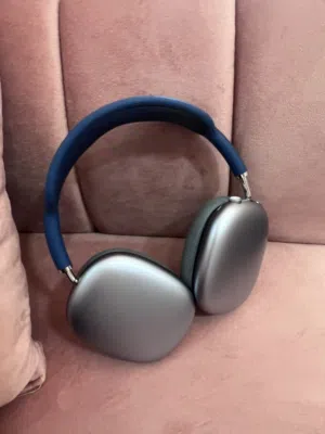 Apple AirPods Max – Sky Blue مع Smart Case